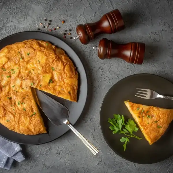 Spansk Kartoffelomelet scaled 1